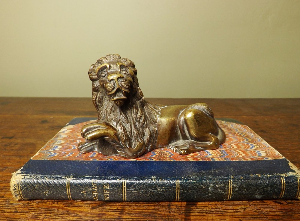 ANTIQUE REGENCY BRONZE LION