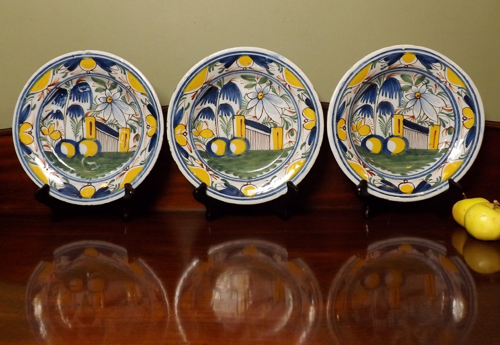 Set of 3 Delft plates