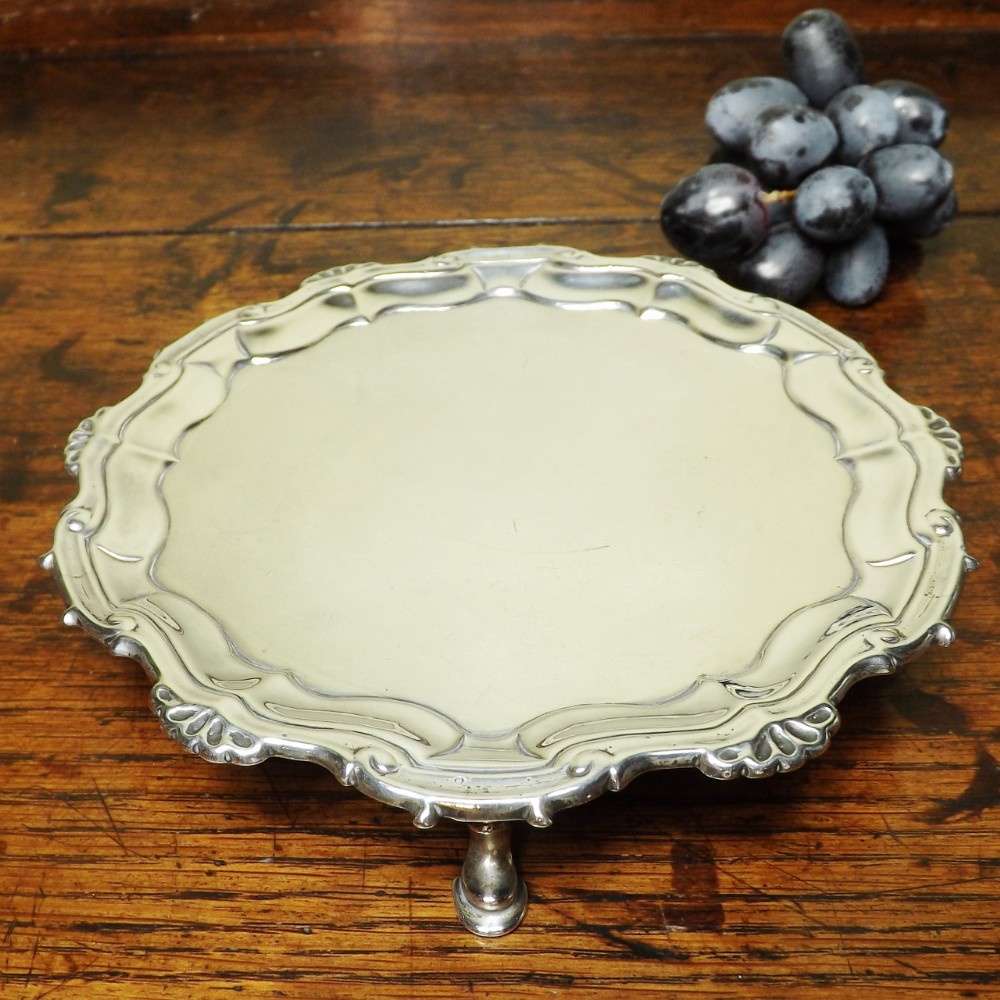 18TH C SILVER SALVER