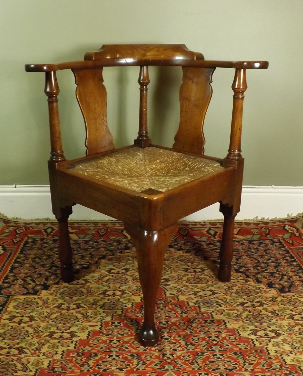 GEORGE III WALNUT CORNER CHAIR