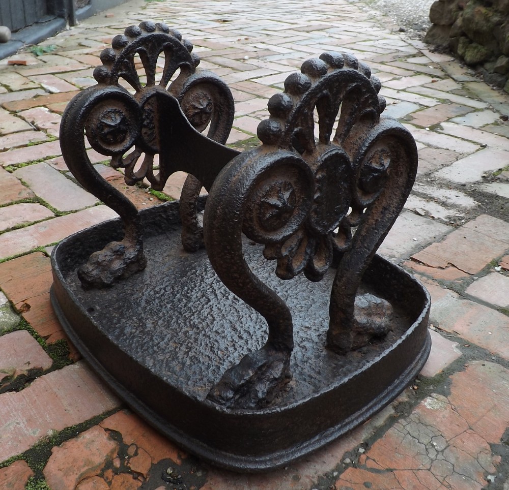 CAST IRON BOOT SCRAPE
