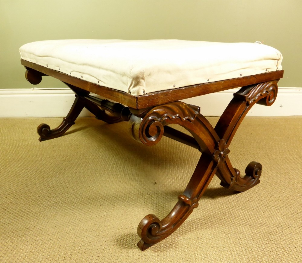 William IV centre stool