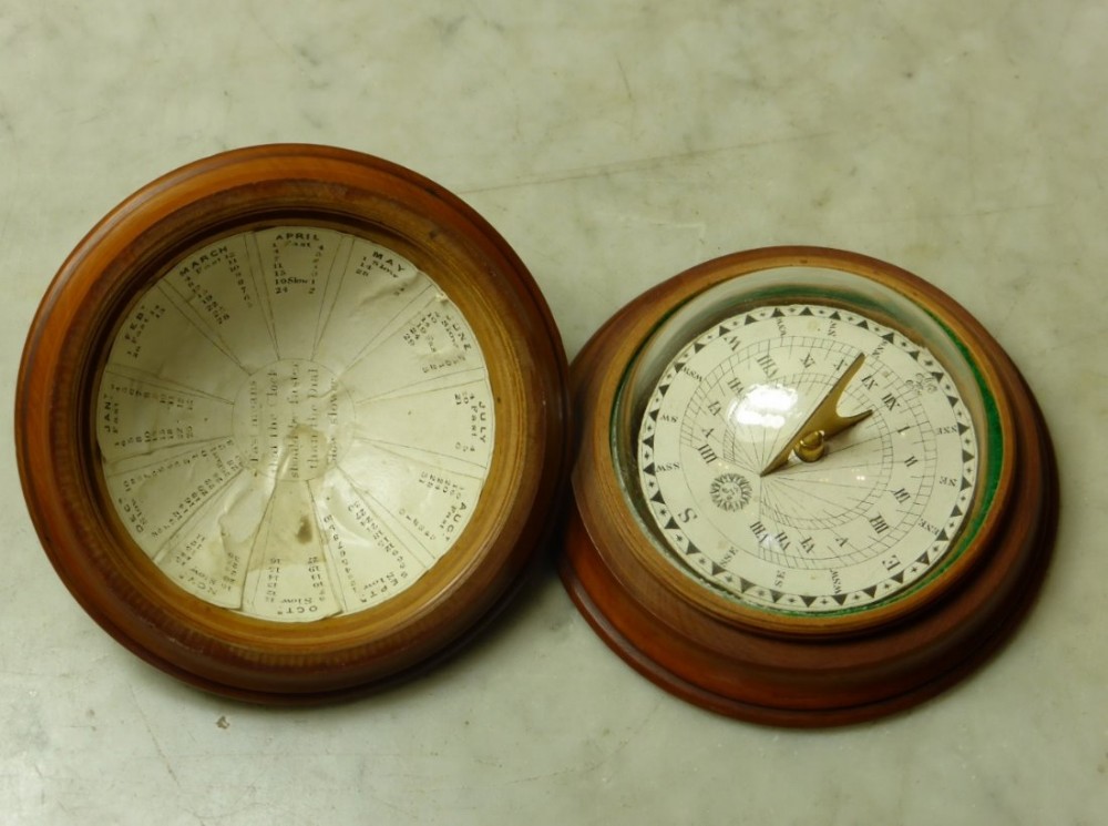 19TH C TRAVELLING POCKET SUN DIAL