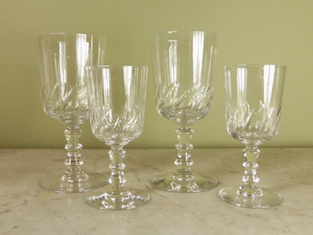 16 X 19TH C WINE & PORT GLASSES