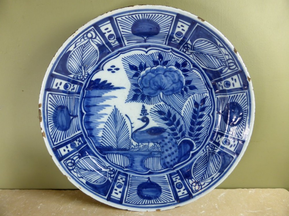 18TH C DELFT CHARGER