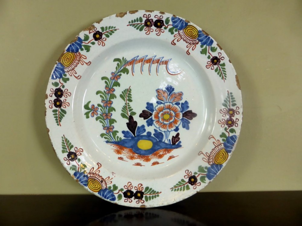 18TH C DELFT CHARGER
