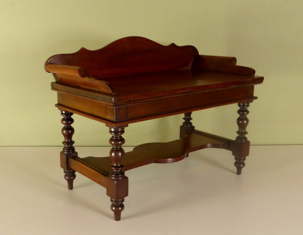 19TH C MINIATURE WASH STAND