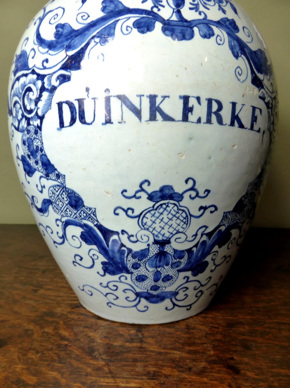 18TH C DELFT TOBACCO JAR