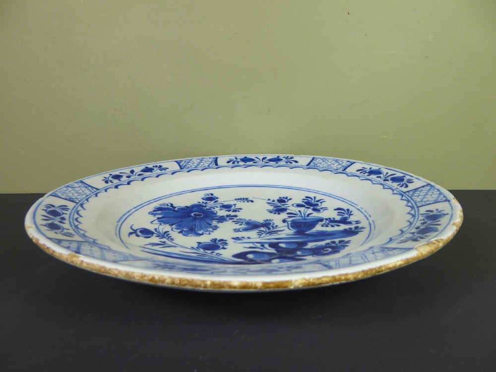 AN 18TH C DELFT CHARGER  View IV