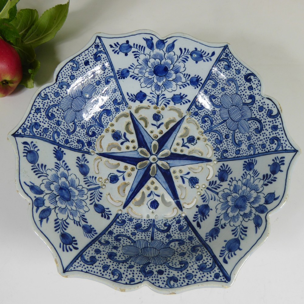 18TH C DELFT STRAWBERRY OR CRESS STRAINER BOWL