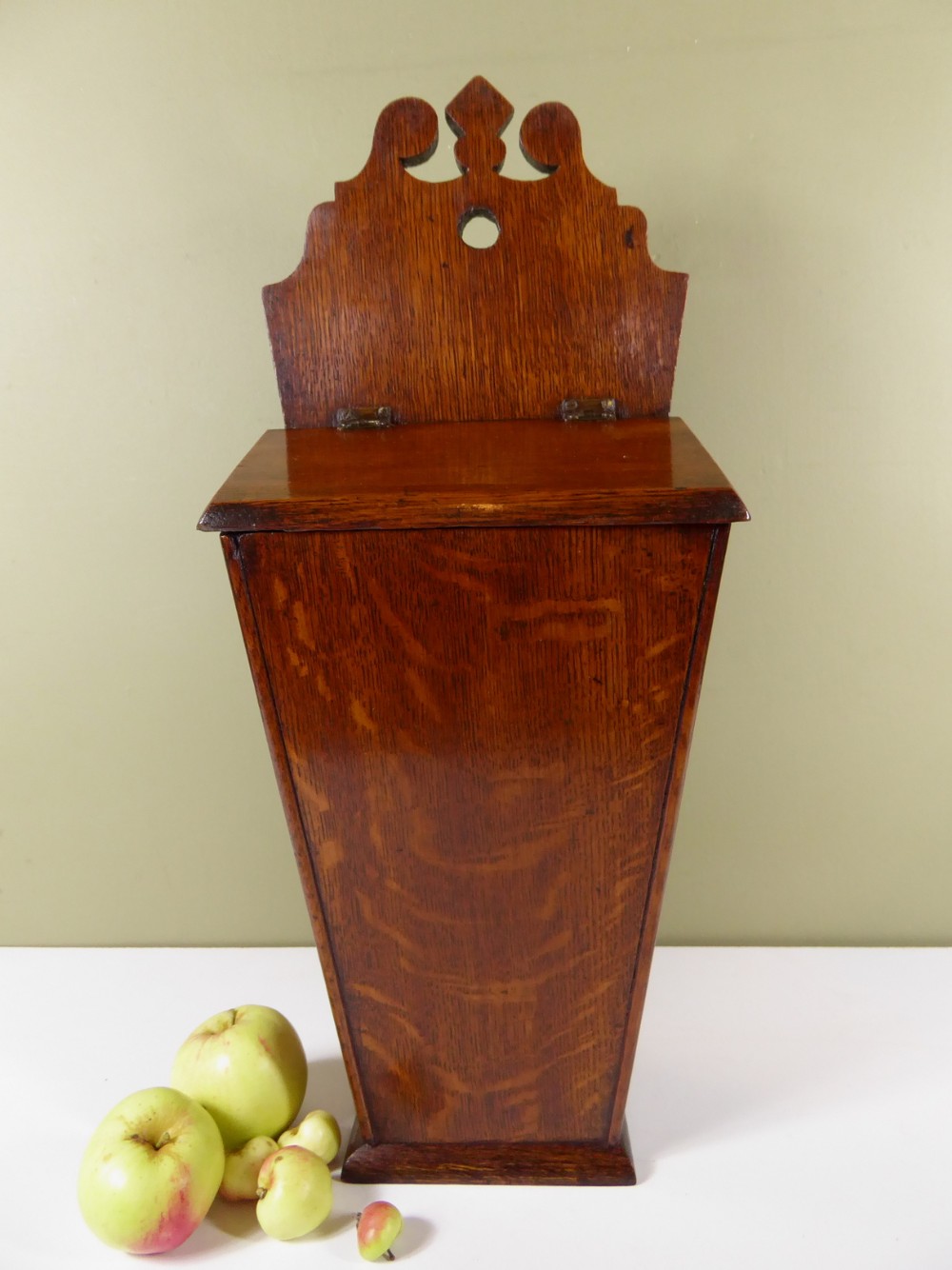 19TH C OAK CANDLE BOX