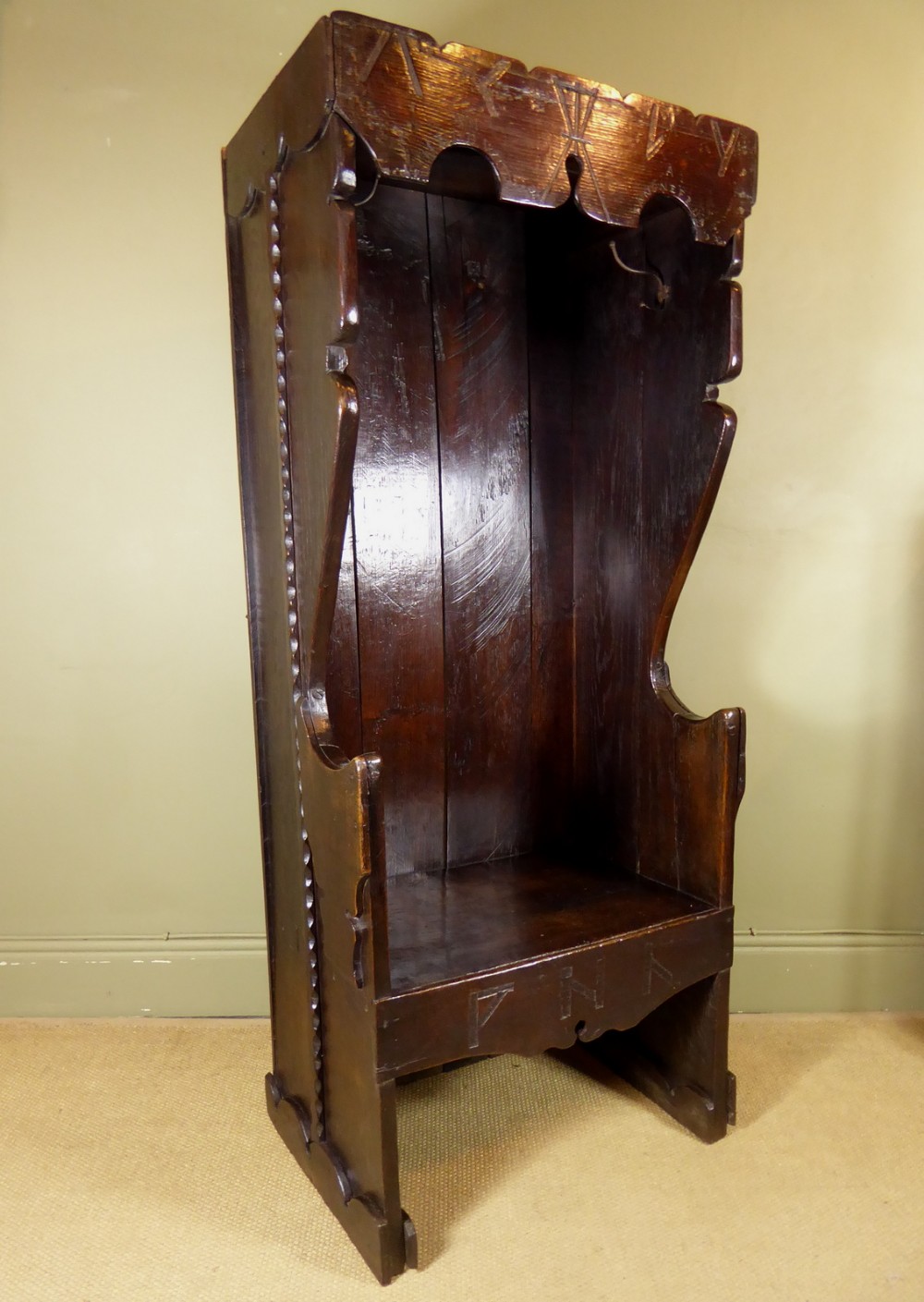 WELSH OAK PORTERS CHAIR 1800