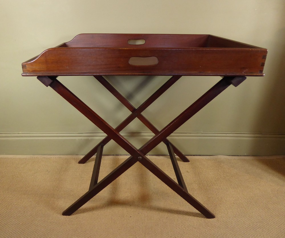 LARGE GEORGE III BUTLERS TRAY