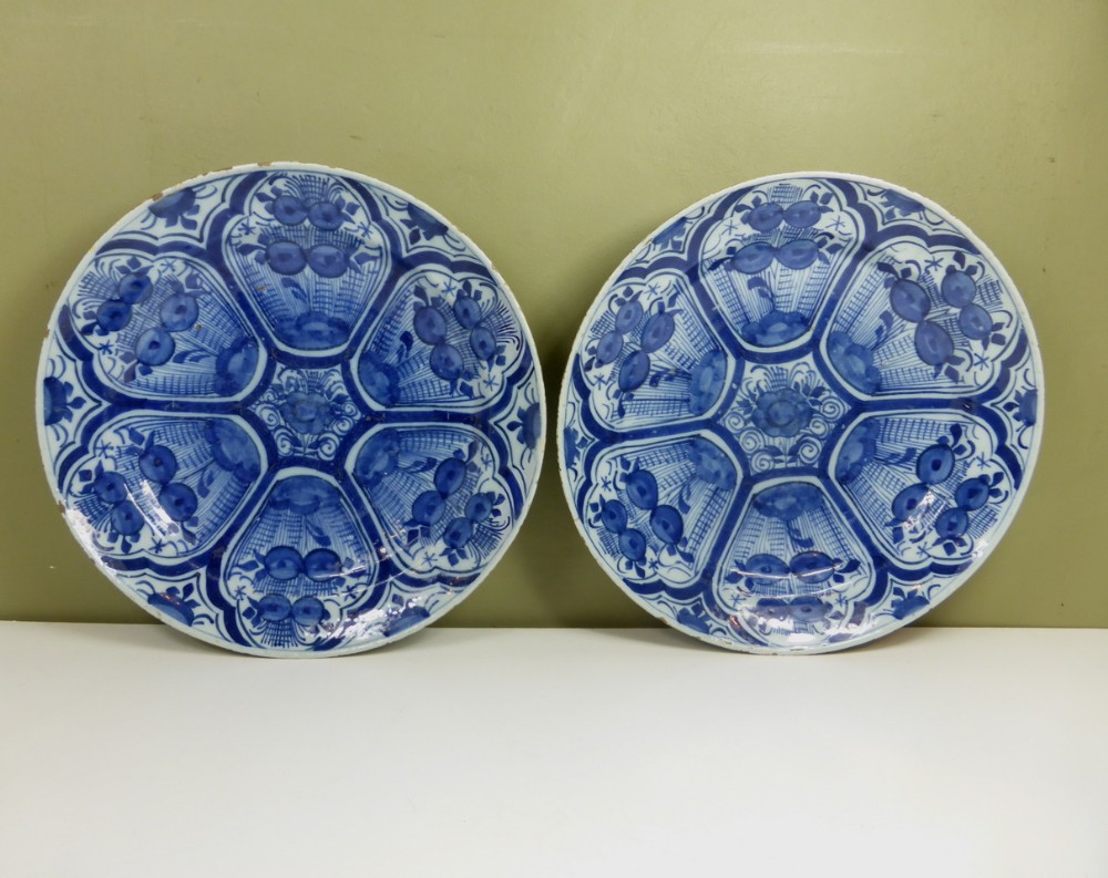 PAIR OF 18TH C DELFT CHARGERS