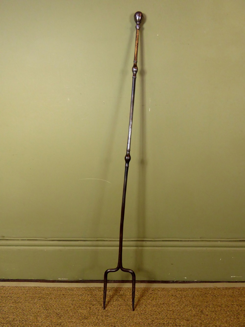 GEORGE III STEEL LOG / MEAT FORK
