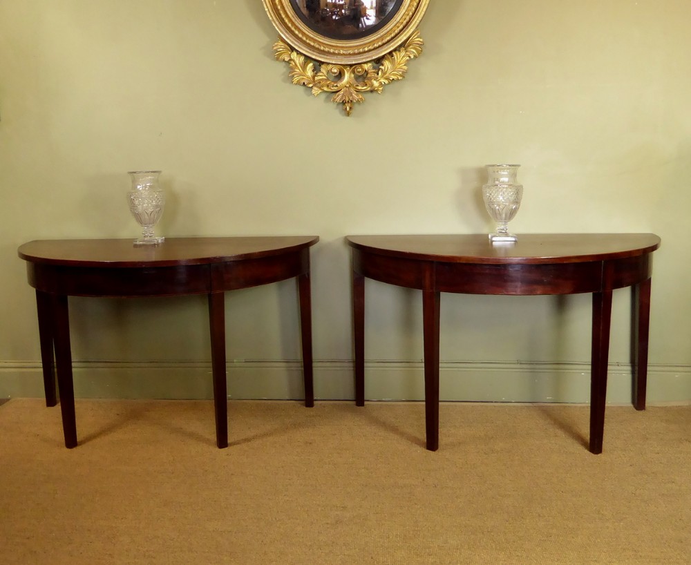 PAIR OF 18TH C CONSOLE TABLES