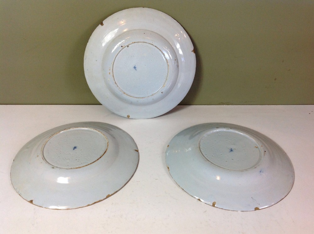 SET OF SIX 18TH C DELFT PLATES View IV