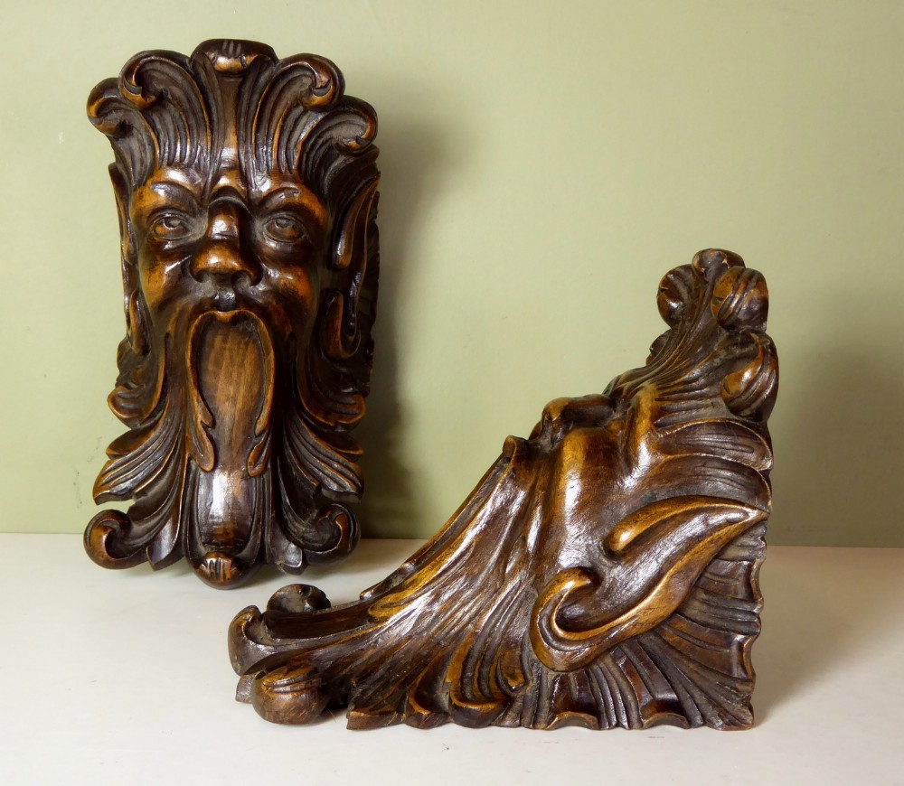 PAIR OF 19TH C CARVED BRACKETS
