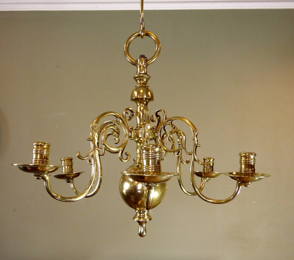 19TH C BRASS CENTRE LIGHT