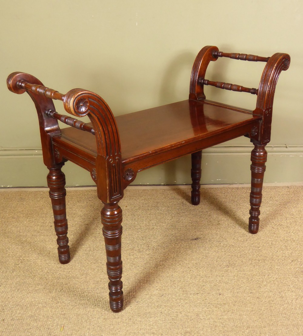 19TH C MAHOGANY WINDOW SEAT