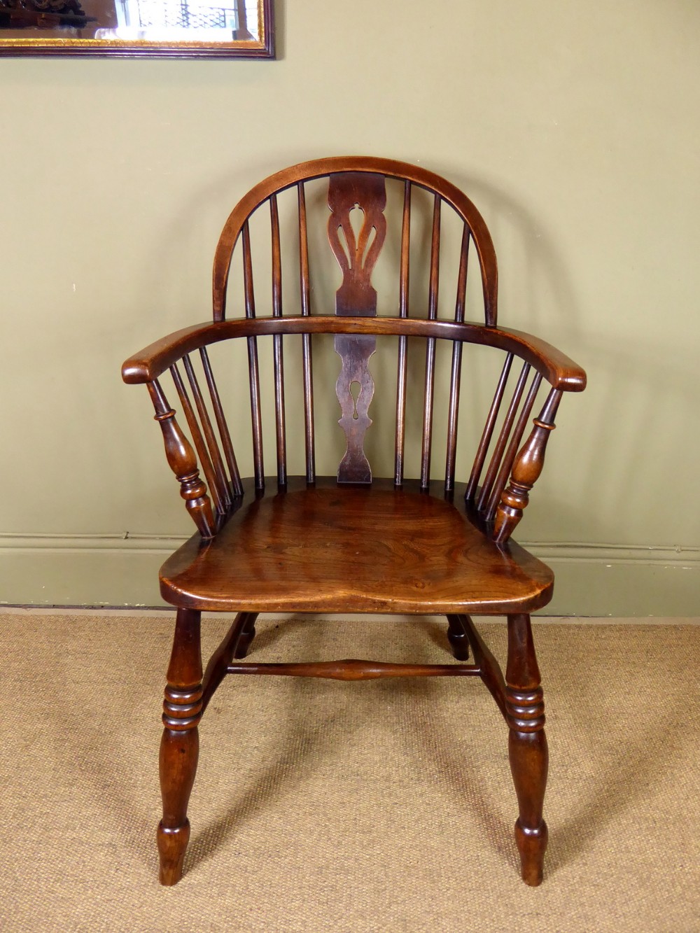 EARLY 19TH C WINDSOR ARM CHAIR