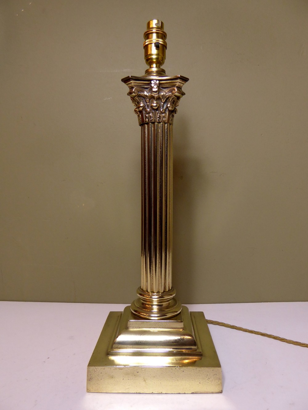 19TH C BRASS LAMP BASE
