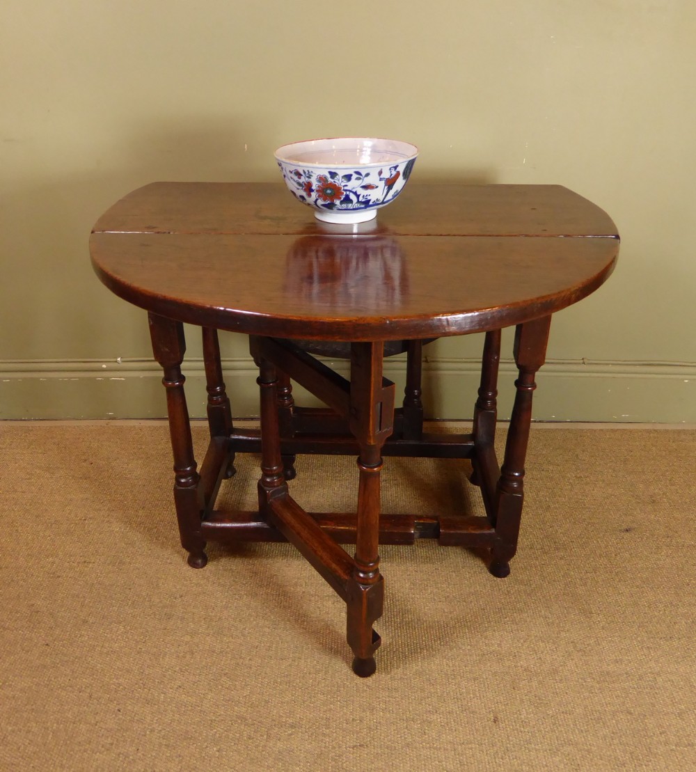GEORGE I OAK TABLE