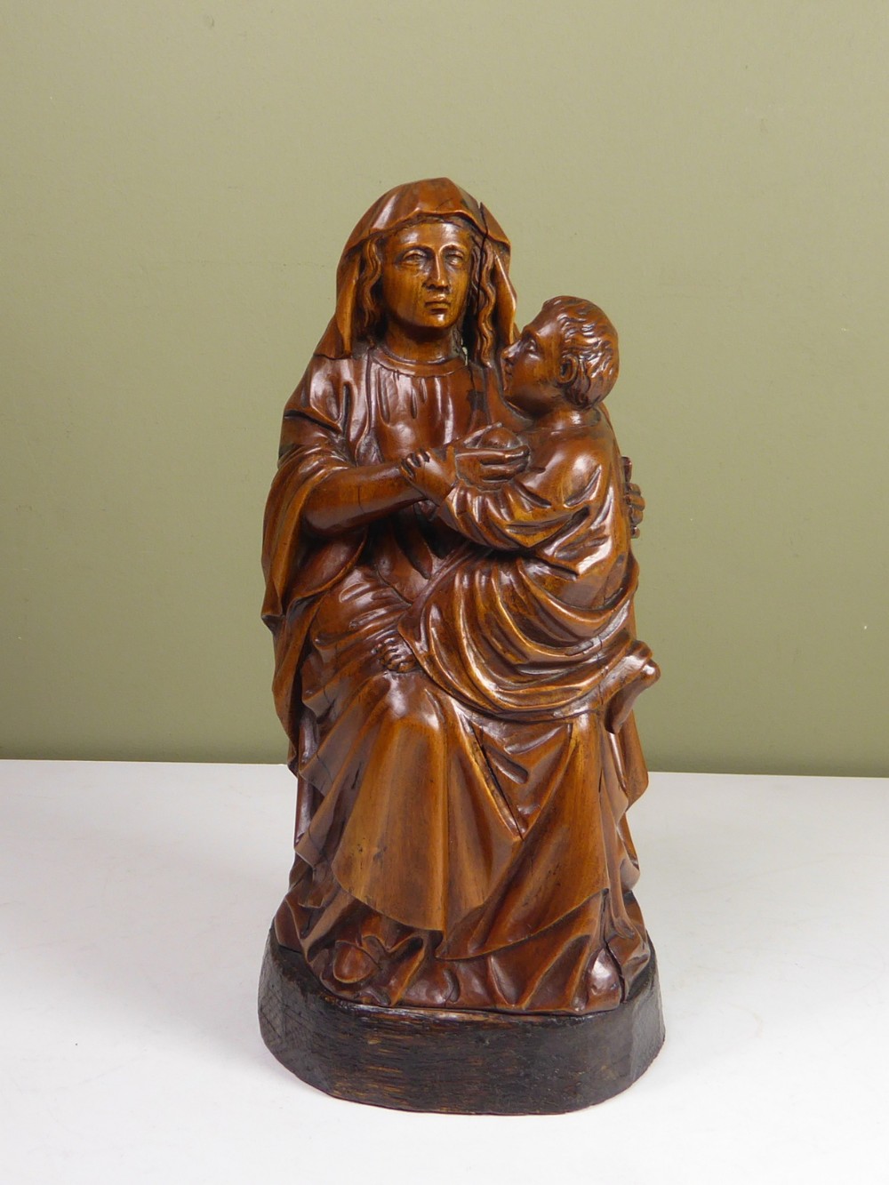 EARLY 18TH C CARVED FIGURE OF MADONNA & CHILD