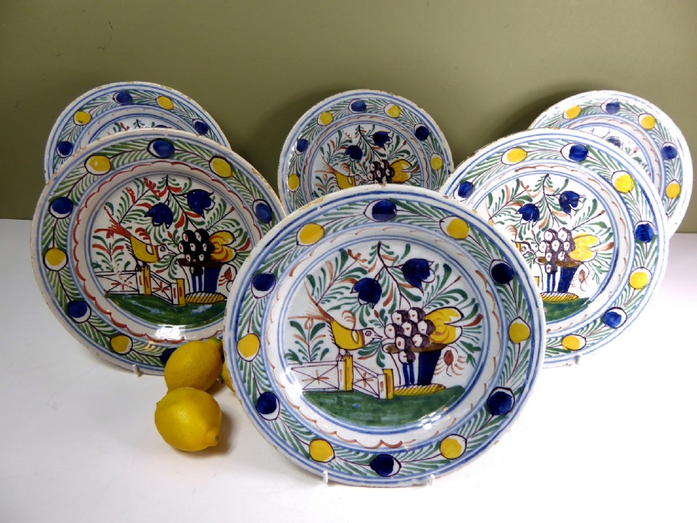 SET OF SIX DELFT POLYCHROME PLATES