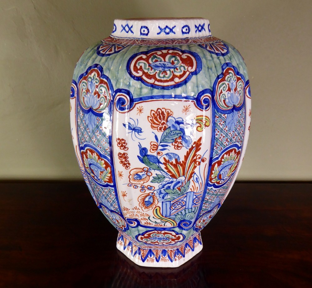 EARLY 18TH C DELFT POLYCHROME VASE