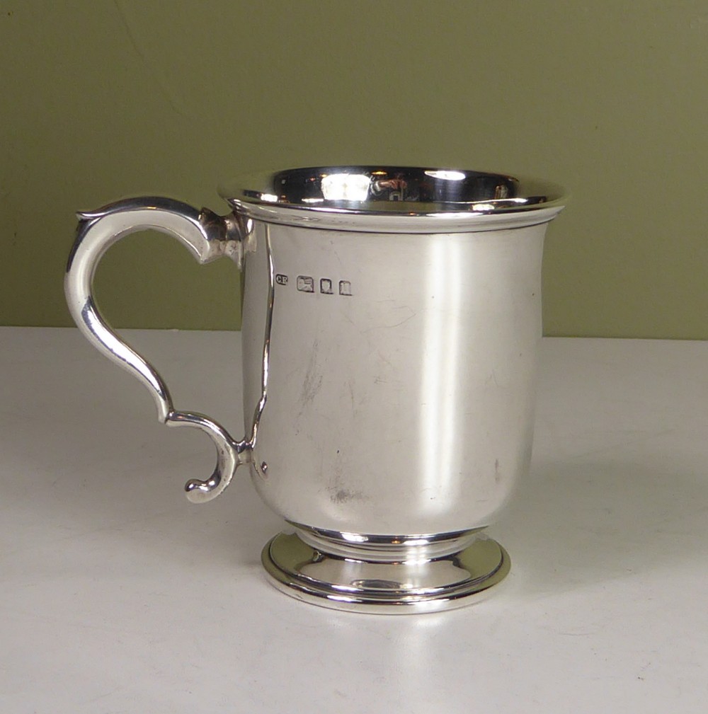 SILVER MUG, LONDON 1928