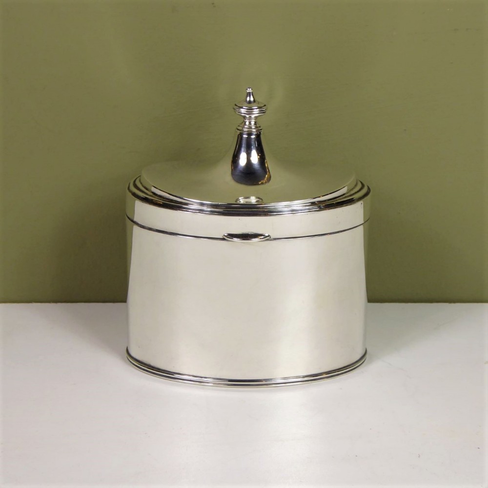 A SILVER CADDY BOX