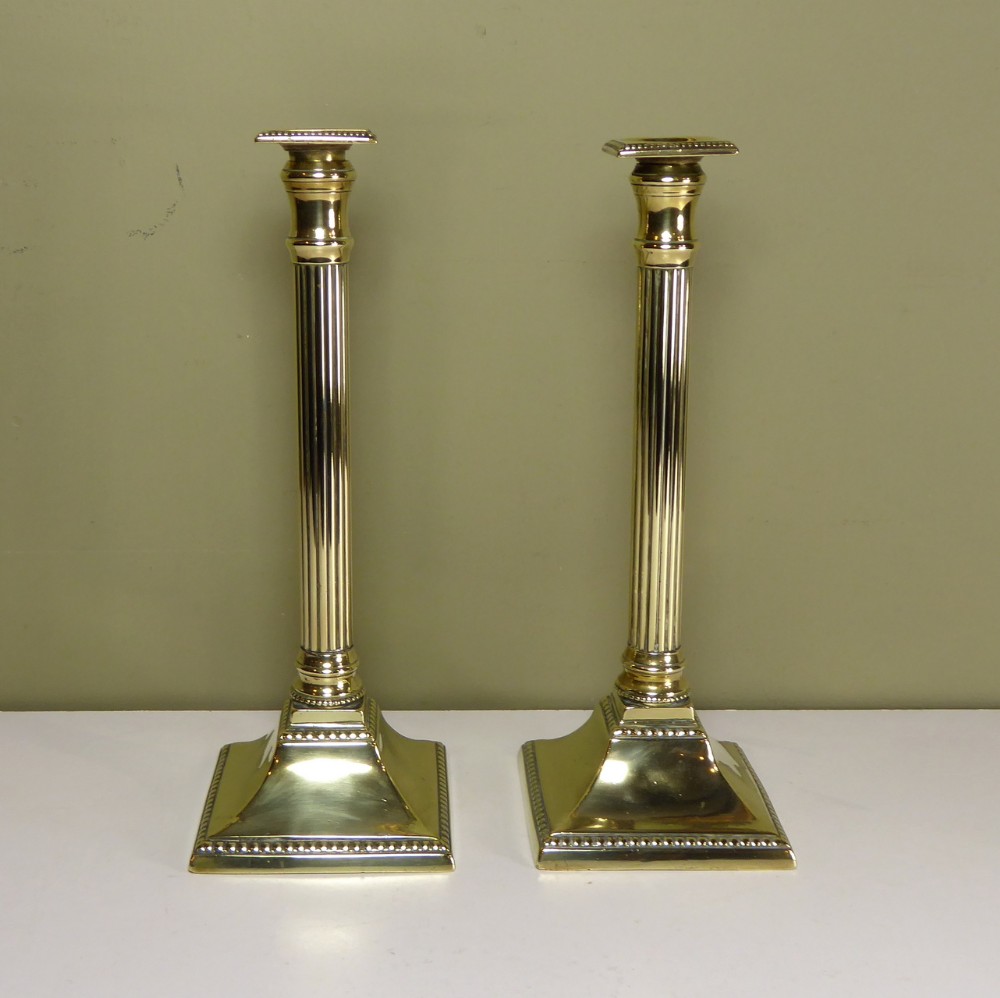 18TH C BRASS CANDLESTICKS