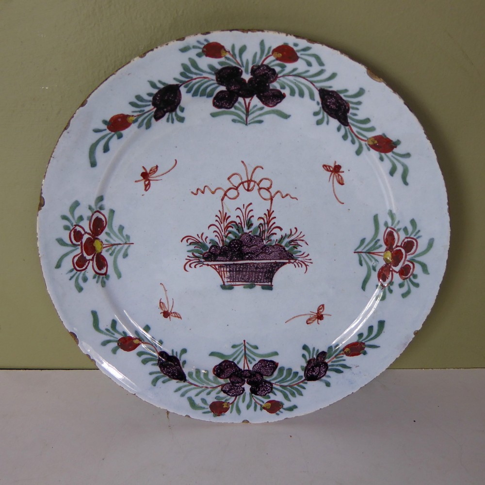 18TH C DELFT POLYCHROME PLATE