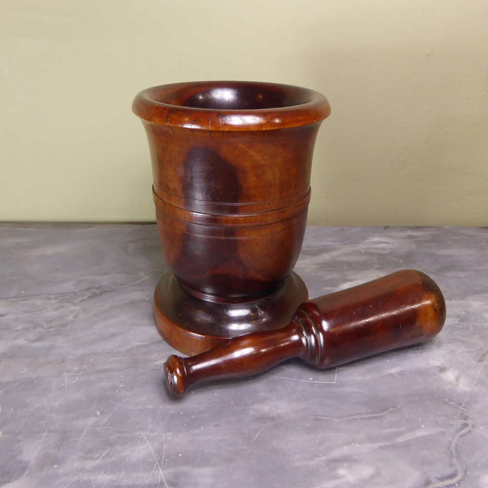 18TH C LIGNUM VITAE PESTLE & MORTAR