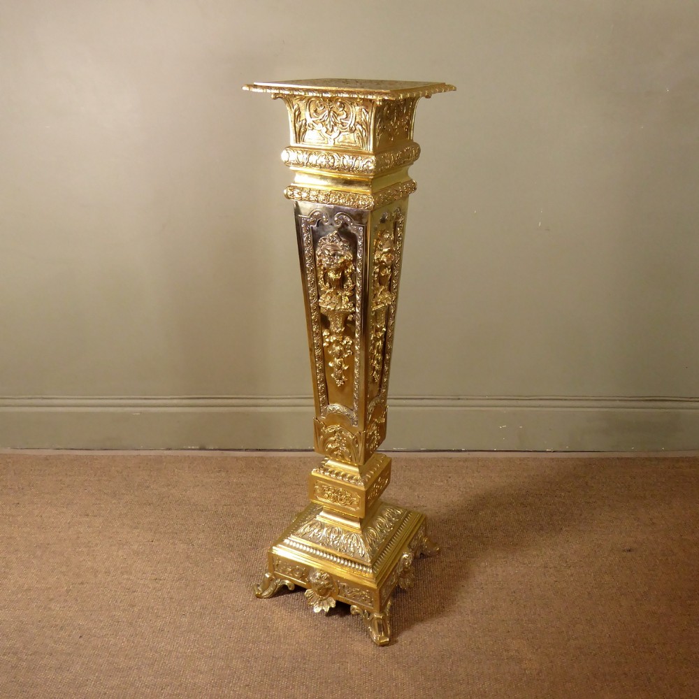 CLASSICAL 19TH C GILT BRASS PEDESTAL