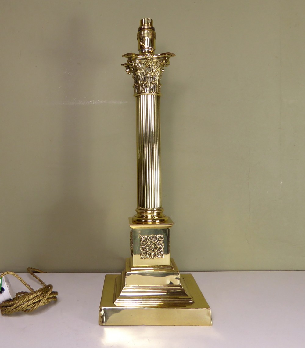 19TH C BRASS CORINTHIAN COLUMN LAMP