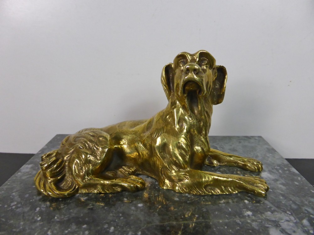PAIR OF 19TH C BRASS DOGS ON MARBLE PLINTHS View VI