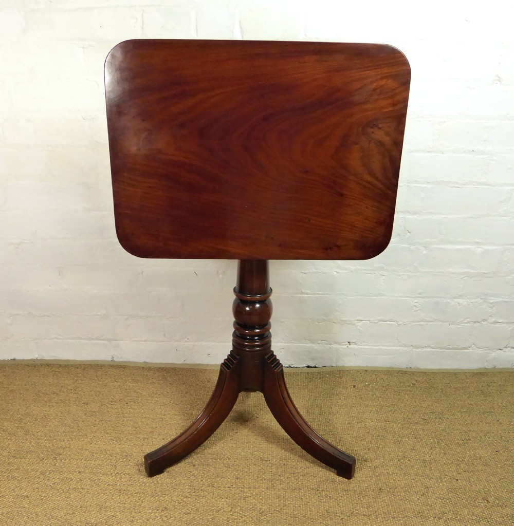 LATE 18TH C MAHOGANY SIDE TABLE View VI