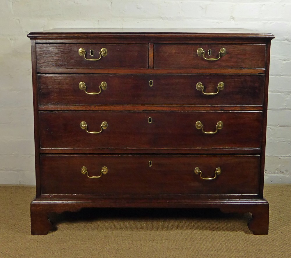 18TH C OAK CHEST OF DRAWERS