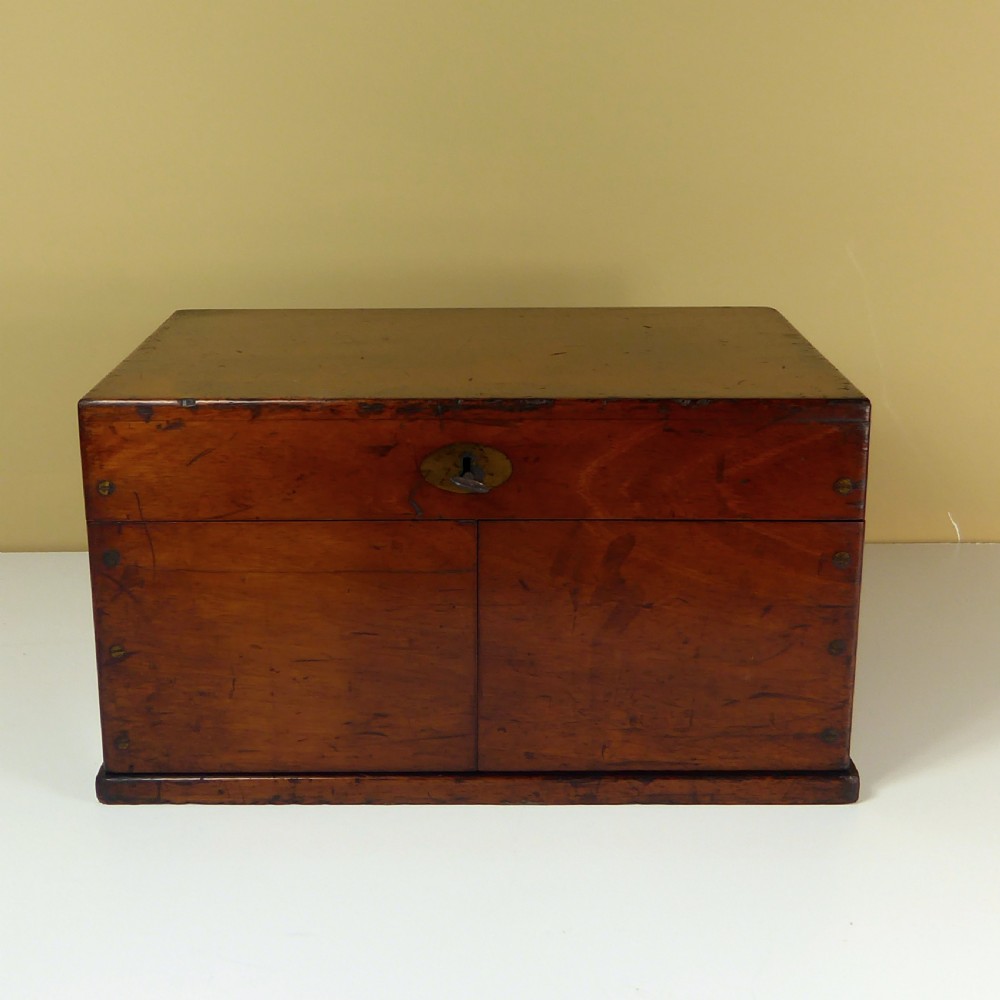 19TH C MAHOGANY CASED GAMES COMPENDIUM View V