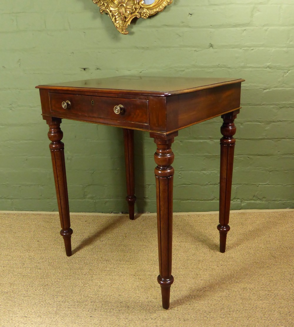 19TH C MAHOGANY SIDE TABLE, LAMP TABLE