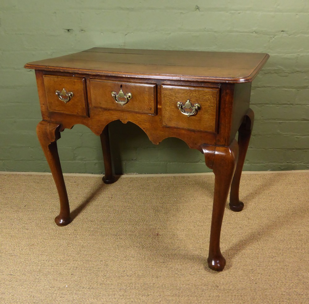 GEOPRGE III OAK LOWBOY View II