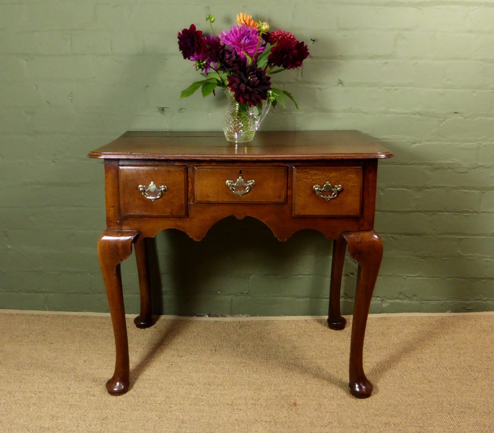 GEOPRGE III OAK LOWBOY View III