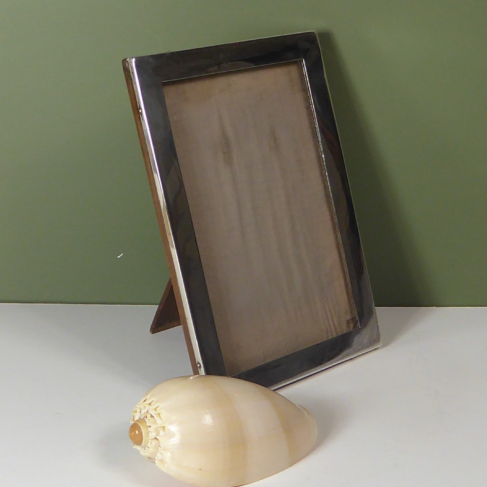 SOLID SILVER PHOTOGRAPH FRAME View V