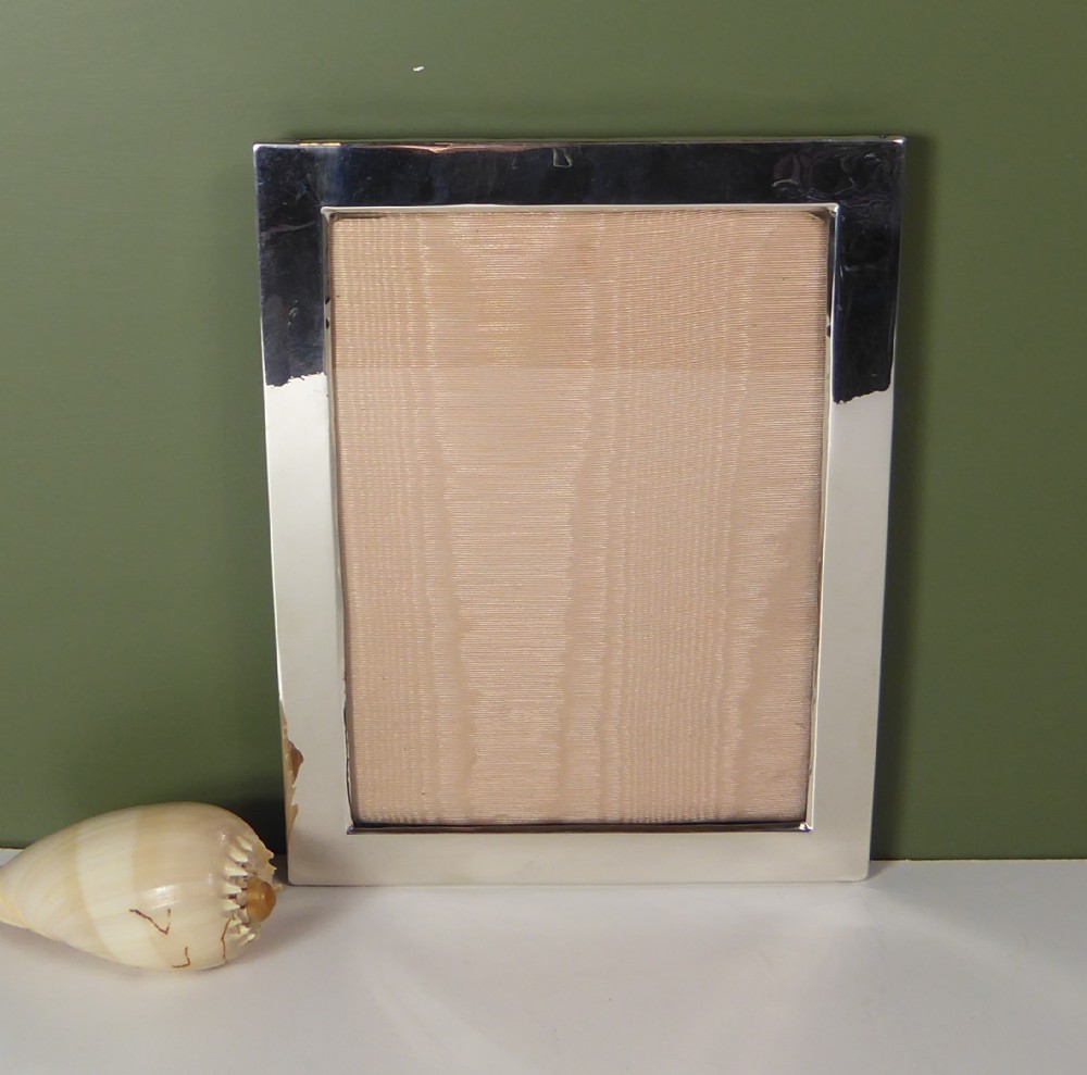 SOLID SILVER PHOTOGRAPH FRAME