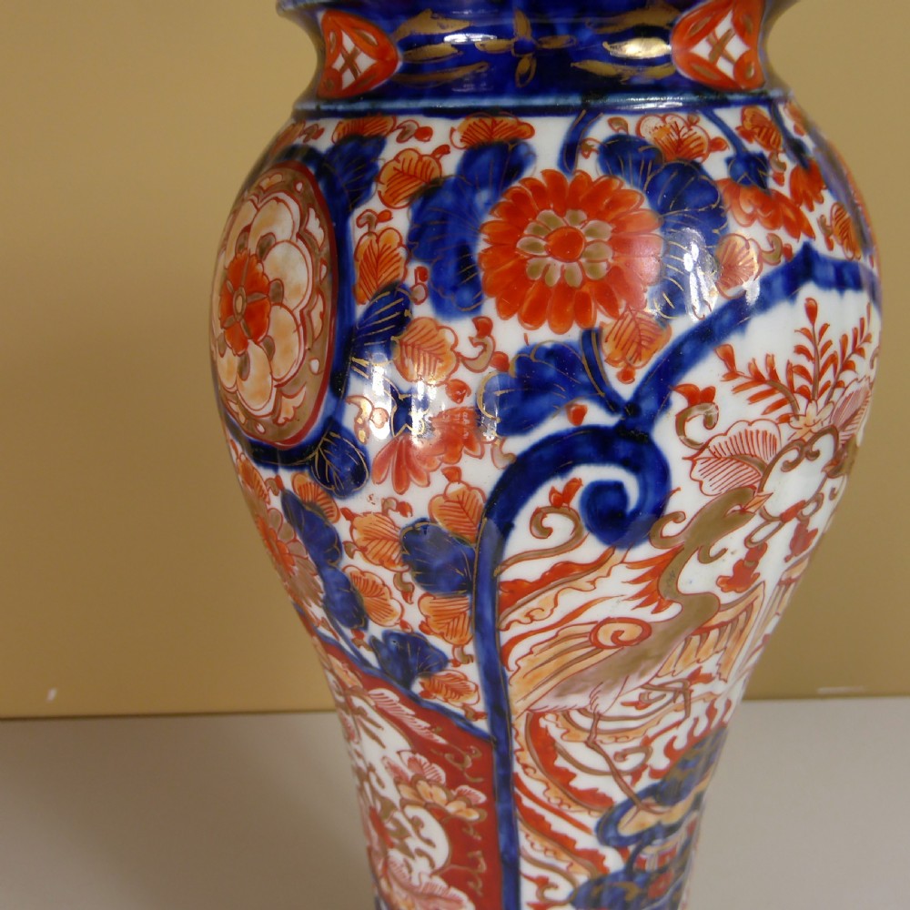 TALL 19TH C IMARI VASE View V