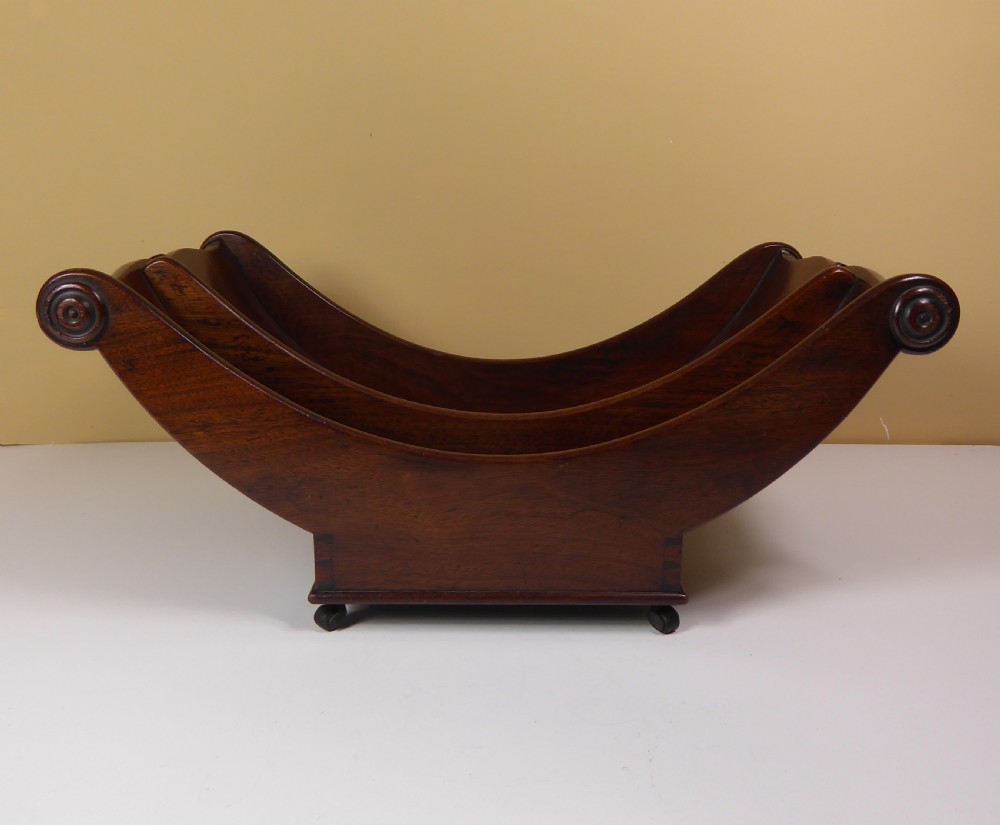 GEORGE III MAHOGANY CHEESE COASTER