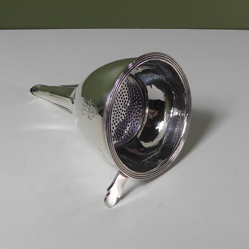 REGENCY SILVER WINE FUNNEL, LONDON 1807 View II