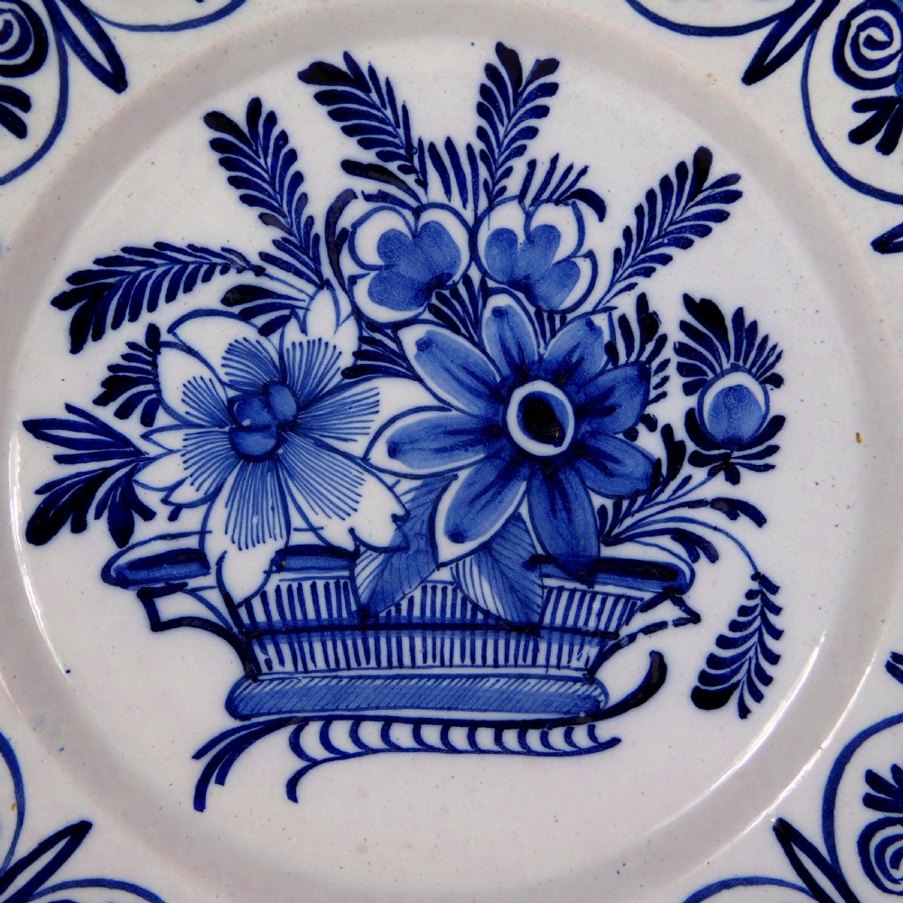 18TH C DELFT CHARGER View III